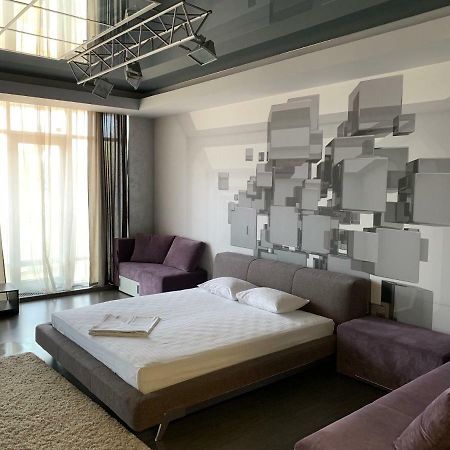 Apartments Raisy Okipnoi Киев Екстериор снимка