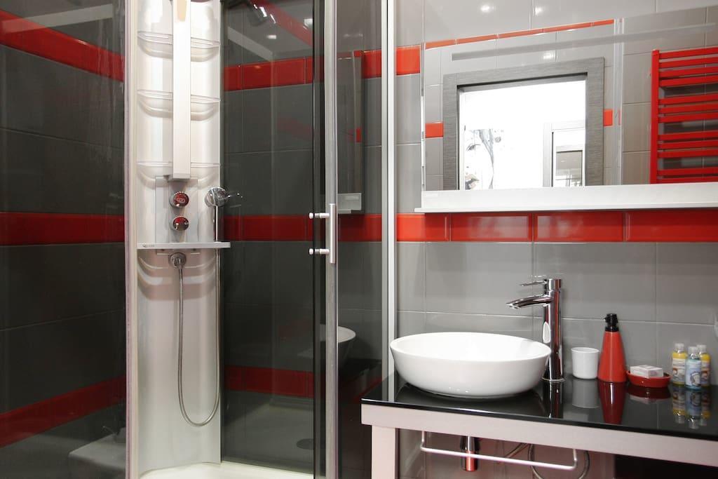 Apartments Raisy Okipnoi Киев Екстериор снимка