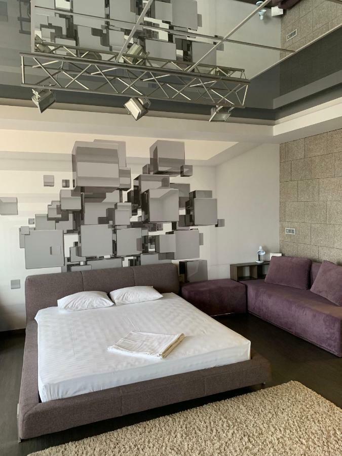 Apartments Raisy Okipnoi Киев Екстериор снимка